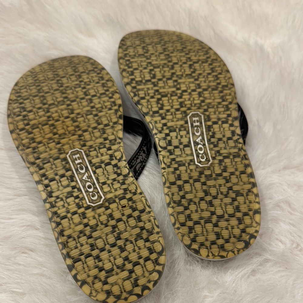 Coach Black and Gray Sandals Size 9 1/2 pre-owned. - Picture 5 of 7